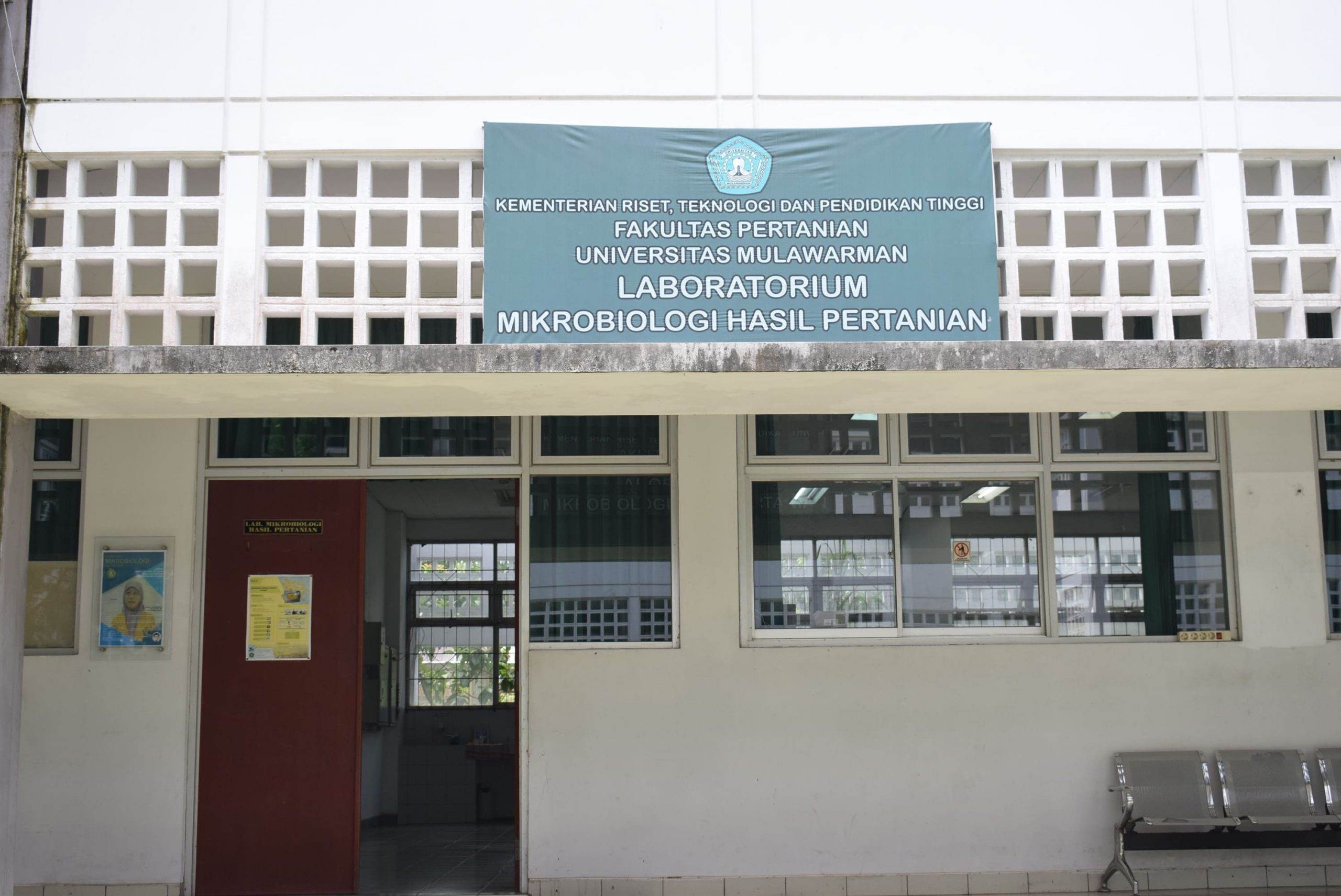 Laboratorium Mikrobiologi Hasil Pertanian