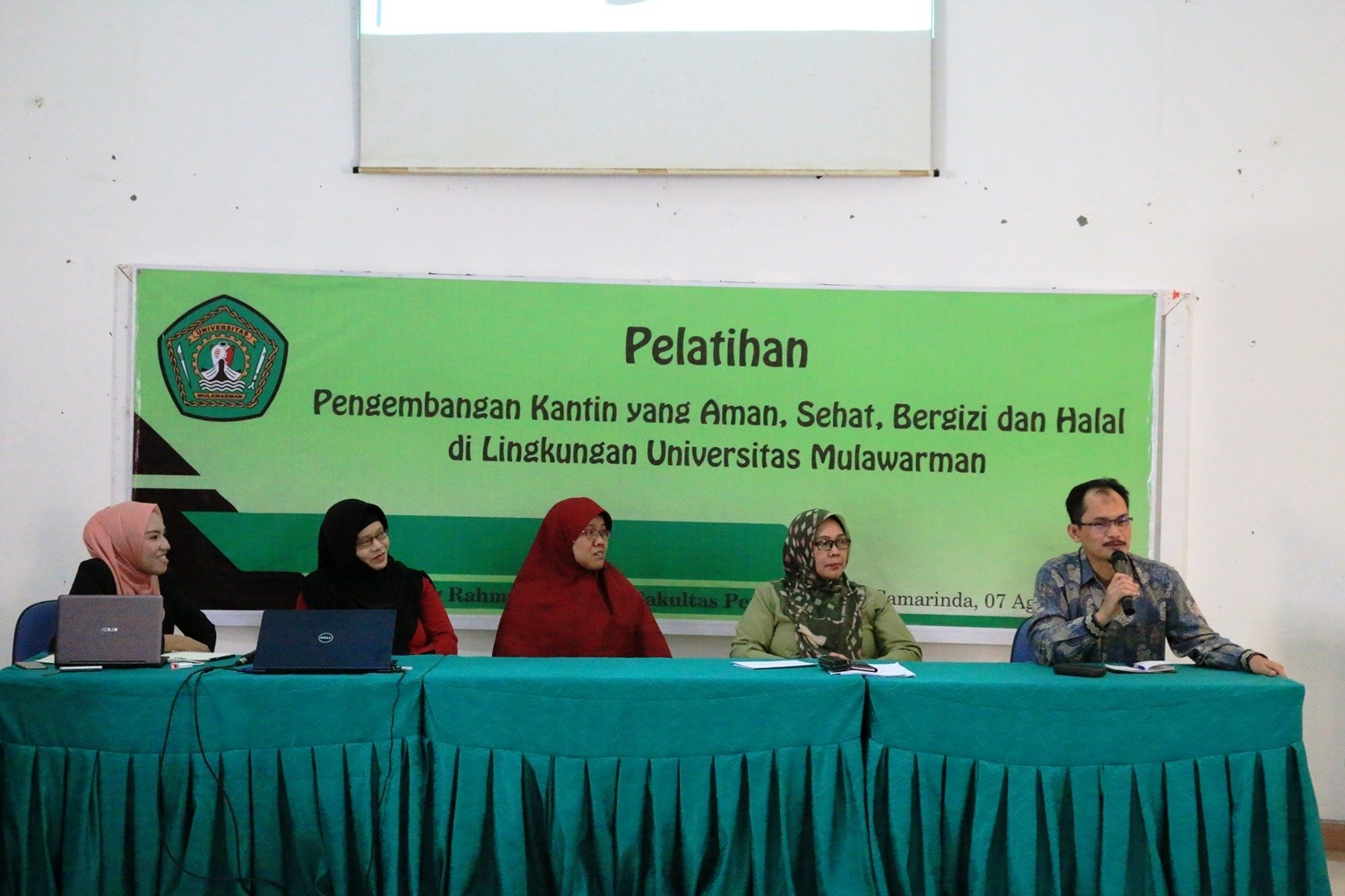 Pelatihan Pengembangan Kantin yang Aman, Sehat, Bergizi dan Halal oleh Jurusan Teknologi Hasil Pertanian