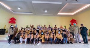 Penyerahan Mahasiswa KKN Mandiri (Ketahanan Pangan) Fakultas Pertanian Universitas Mulawarman