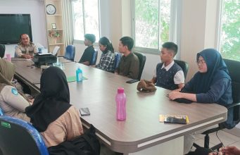 Rapat Pemilihan Mahasiswa Berprestasi Fakultas Pertanian Universitas Mulawarman Tahun 2024